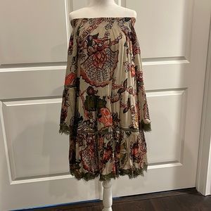 Flowy lined off the shoulder print dress